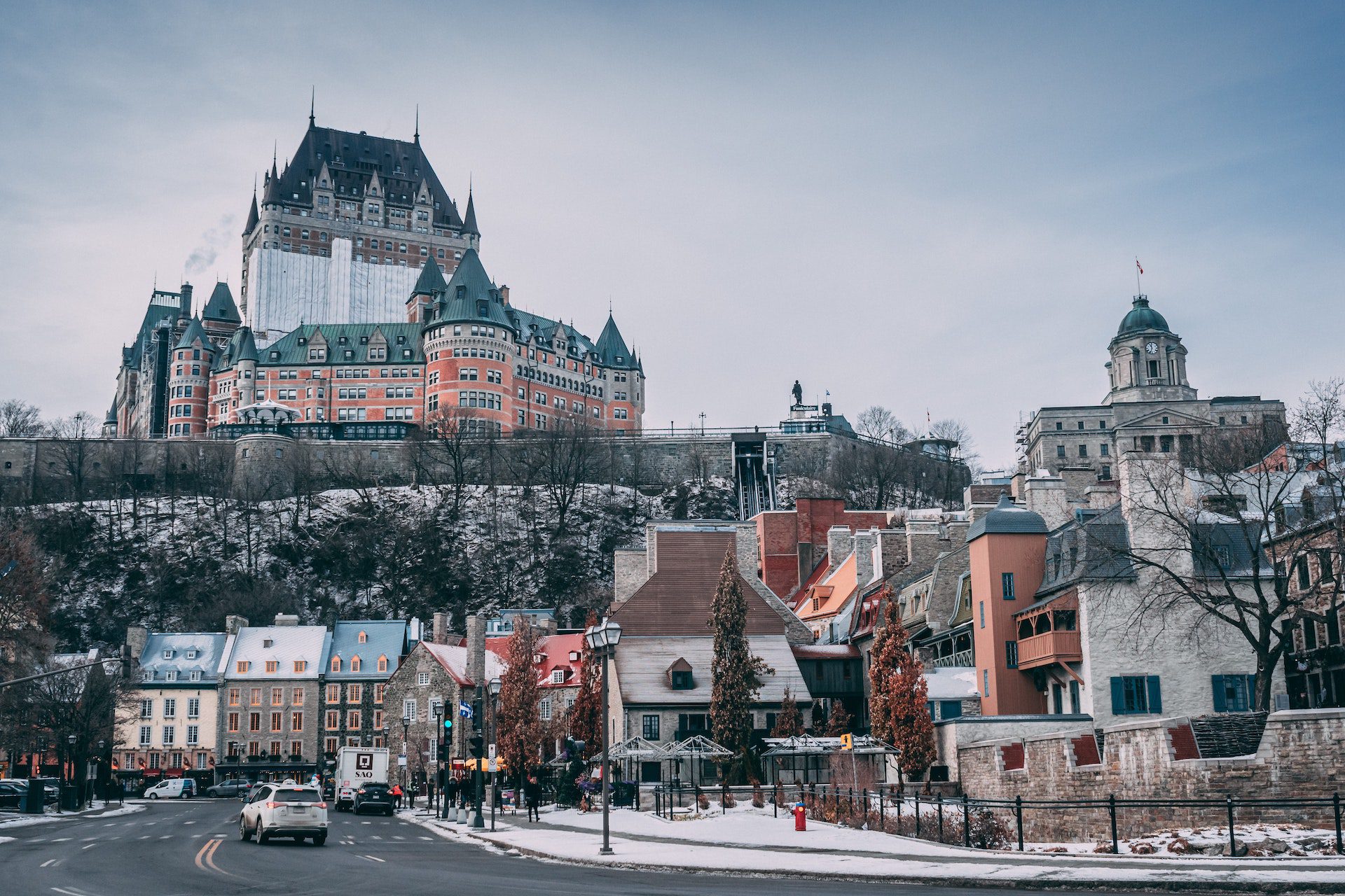 A busy Quebec street reminds us to pray for Canada.