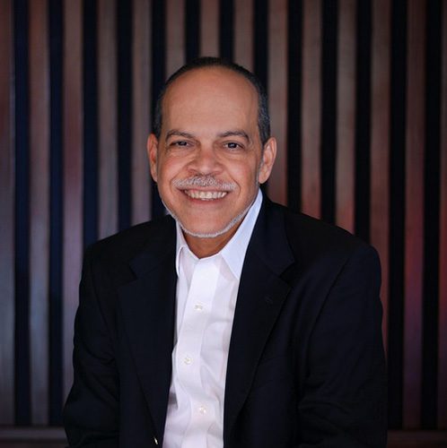 Miguel Núñez.