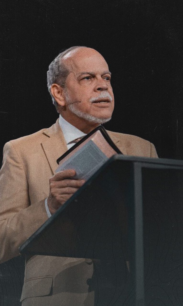 Miguel Núñez.