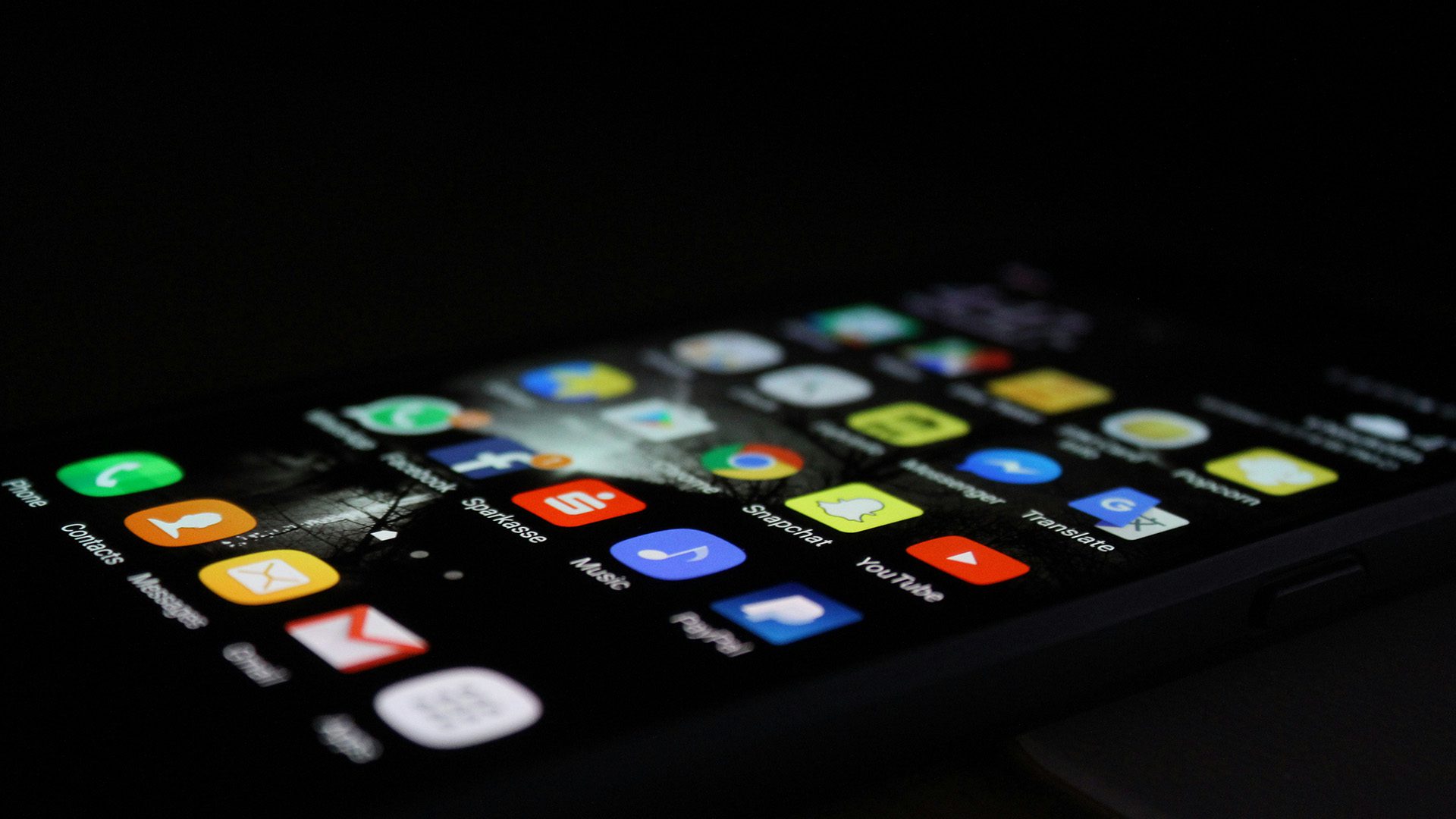 App icons on an Iphone screen.